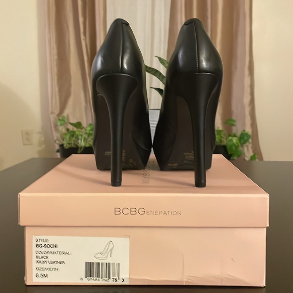 BCBG black